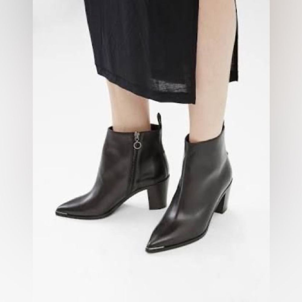 Acne Studios Boots | Acne Studios Loma Leather Point-Toe Ankle Boot Black 41 EU